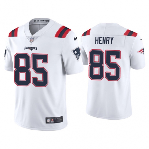 Men New England Patriots #85 Hunter Henry 2021 White Vapor Untouchable Limited Stitched Jersey
