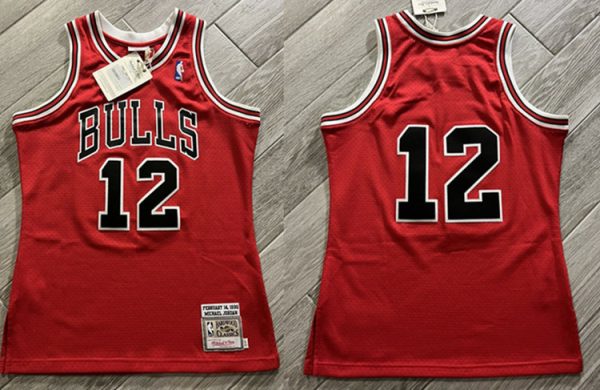 Men Chicago Bulls #12 Michael Jordan 1990 Red Mitchell & Ness Throwback Stitched Jersey