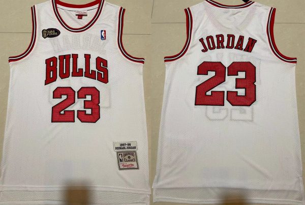 Men Chicago Bulls #23 Michael Jordan White 1997-98 Throwback Stitched Jersey