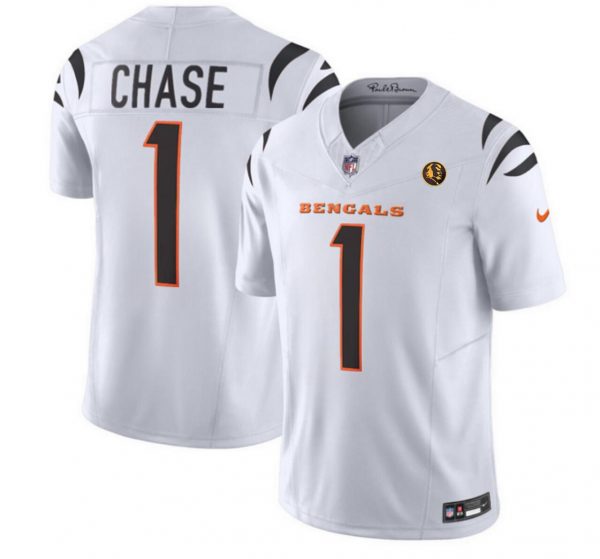 Men Cincinnati Bengals #1 Ja'Marr Chase White 2023 F.U.S.E. With John Madden Patch Vapor Limited Stitched Football Jersey